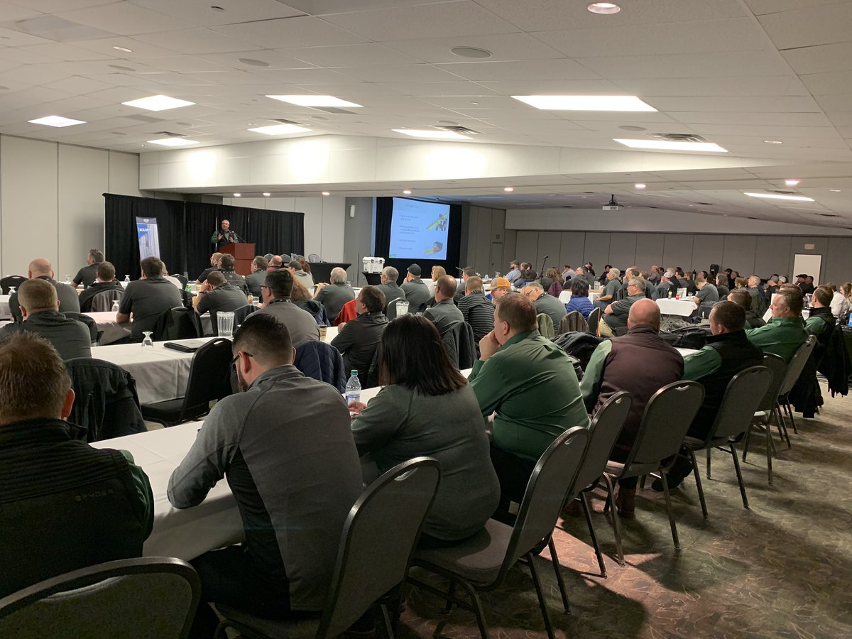 coopagro_crs's tweet photo. The crew from @AgGrowthIntl have arrived at #equipsummit20. They’re answering our questions and showing off their new products. https://t.co/kF9aAh1MAa