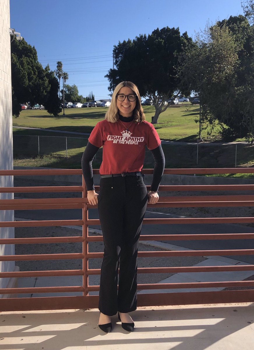 2020HopeIsRight's tweet photo. I am HONORED to announce that I am running to be YOUR future President!🇺🇸 #TheChangeWeNeed2020 https://t.co/x95N049Kwa