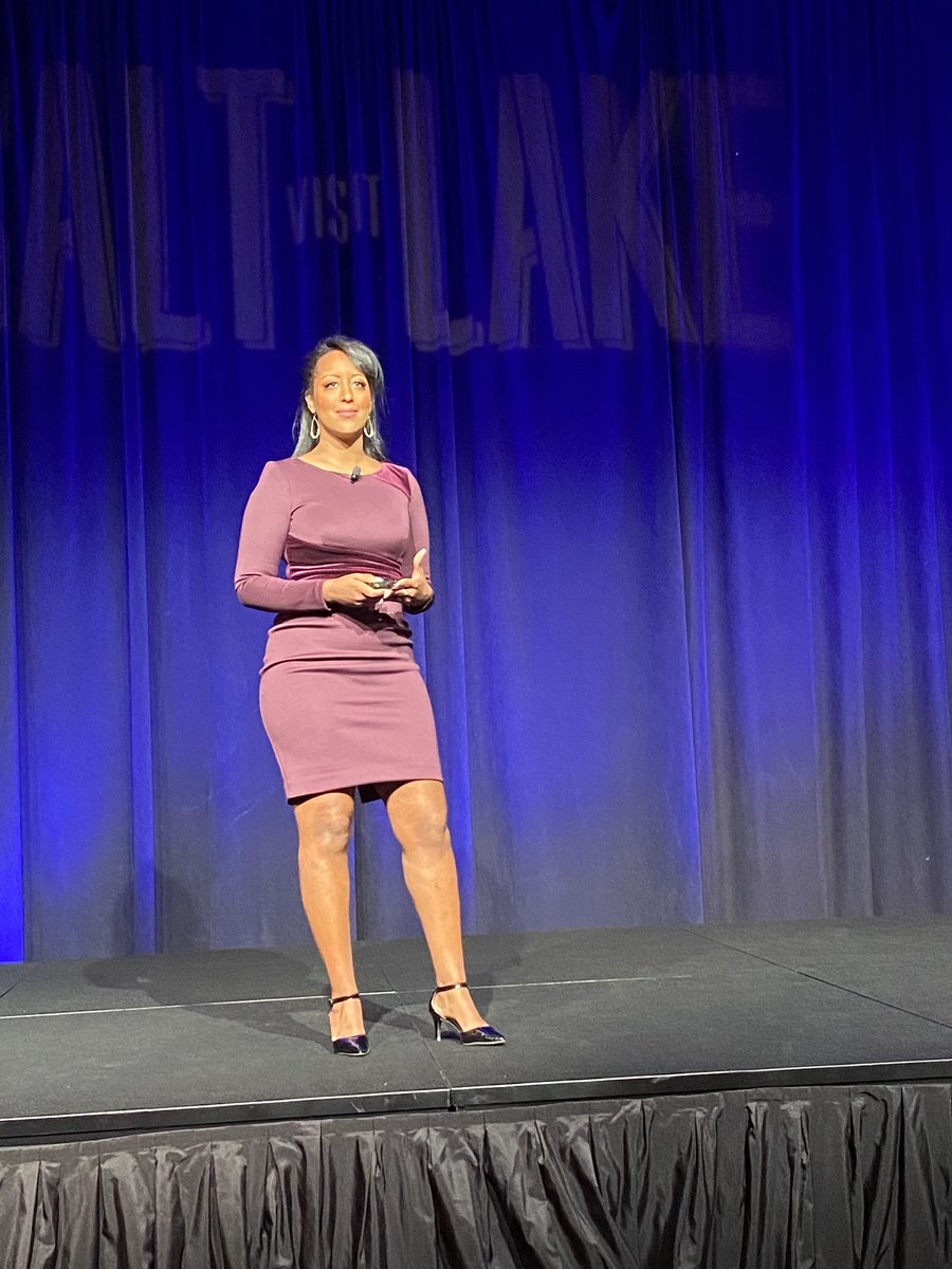 #ASAEideas20 attendees learning the P.O.W.E.R story formula from <a href="/BoftaYimam/">Bofta Yimam</a>.