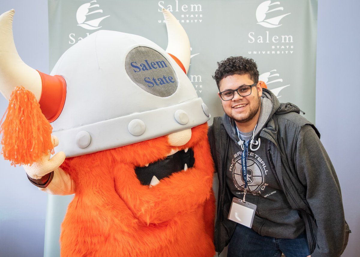 SalemState's tweet photo. We saw so much Viking Pride at our first Accepted Students Day! Between campus tours and info sessions, many future Salem State students dropped by our #SSUGotIn photo booth. 📸

View the full album 👉 https://t.co/V4fpwKxVWt https://t.co/pvZl6t30wu