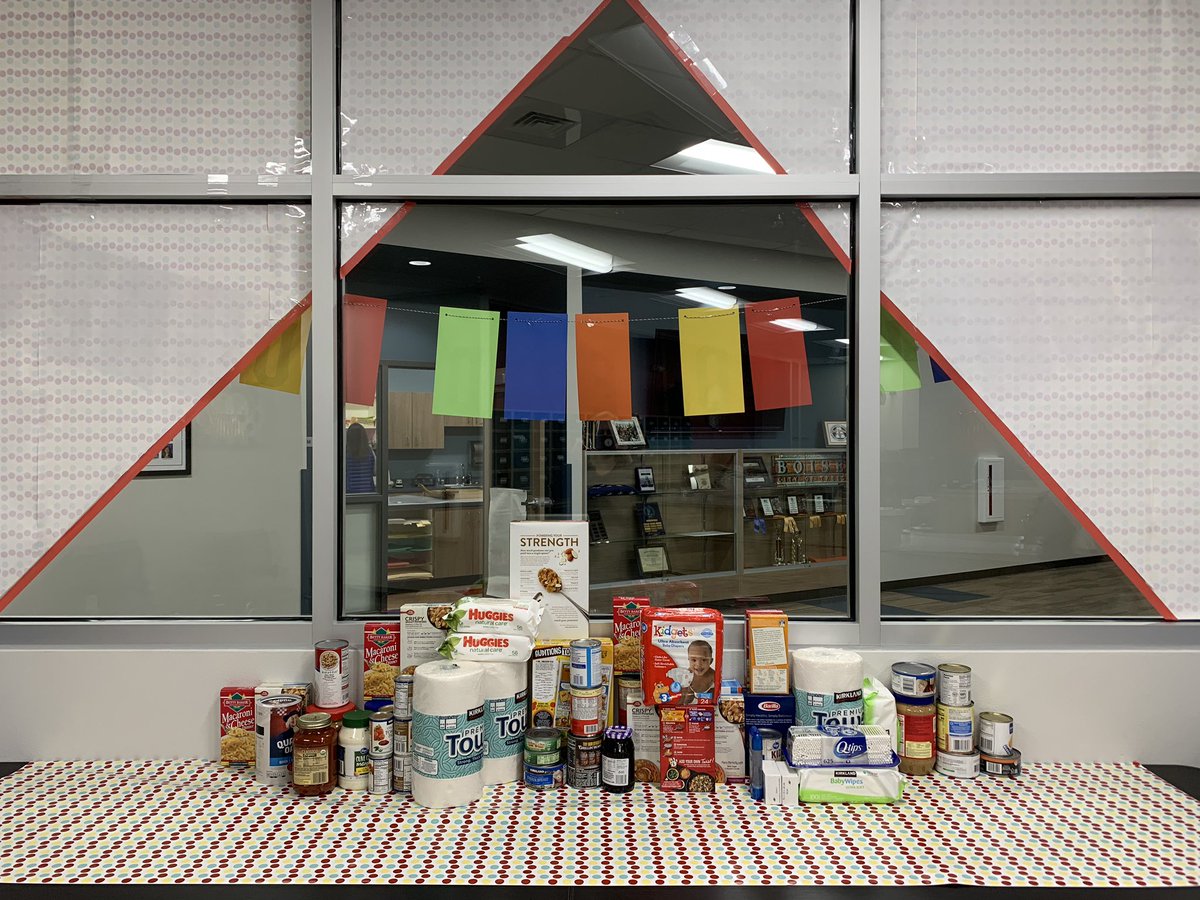 AmityElem's tweet photo. It’s day two of our March To End Hunger event and our pyramid has a base!  #bsdpride #amitygroundhogs https://t.co/xxAX6Cuv4k