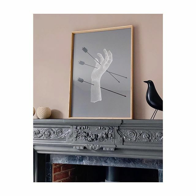 weoccupy's tweet photo. WE OCCUPY; YOUR WALLS: A classic Juan Chavarria Jr edition sitting proud in the home of @adapt_or_die .
.
.
#framedart #artwall #interiordesign #interiorinspiration #limitededition #screenprint #buyart #art #artist #interior #gallery https://t.co/mnL6LV56TH https://t.co/FXVGRmSHh8