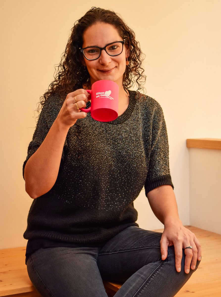mongrandbo's tweet photo. ⛷❤️#GlisseEnCoeur :🎙 "Au P'tit Bonheur" de 
@bleusavoie à la rencontre des #bénévoles de Glisse en Cœur : Barbara Rashid - service soirée de #Gala, depuis 2014 ! 📻💞

👉 https://t.co/Pemx3VWmOA

#GEC20 #GlisseEnCoeur #MEEO https://t.co/Hy6kALvDLU