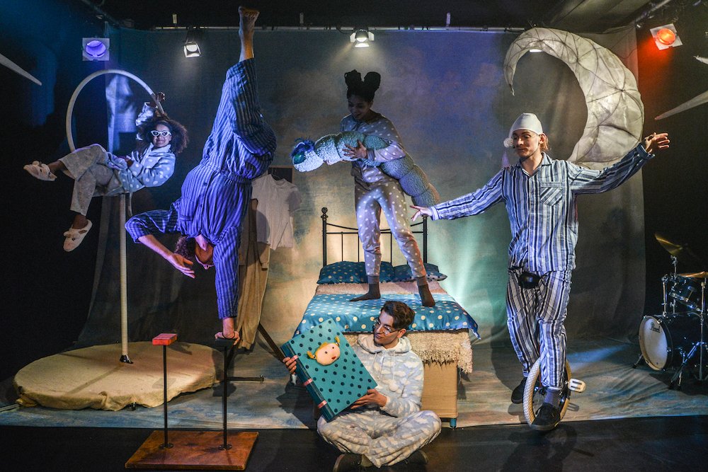 wearevault_'s tweet photo. Here are @southbanklondon's Top 5 picks for Week 6:
1️⃣ Big @PizzaPlayUK 
2️⃣ Notflix: The Improvised Musical @WFTCimprov
3️⃣ Sky in the Pie @feathers_circus
4️⃣ Cabaret &amp; Drag Lab Late!
5️⃣ LADS @theladsshow
Book your tickets now: https://t.co/DkfevTjZcB https://t.co/lKerl9UU47