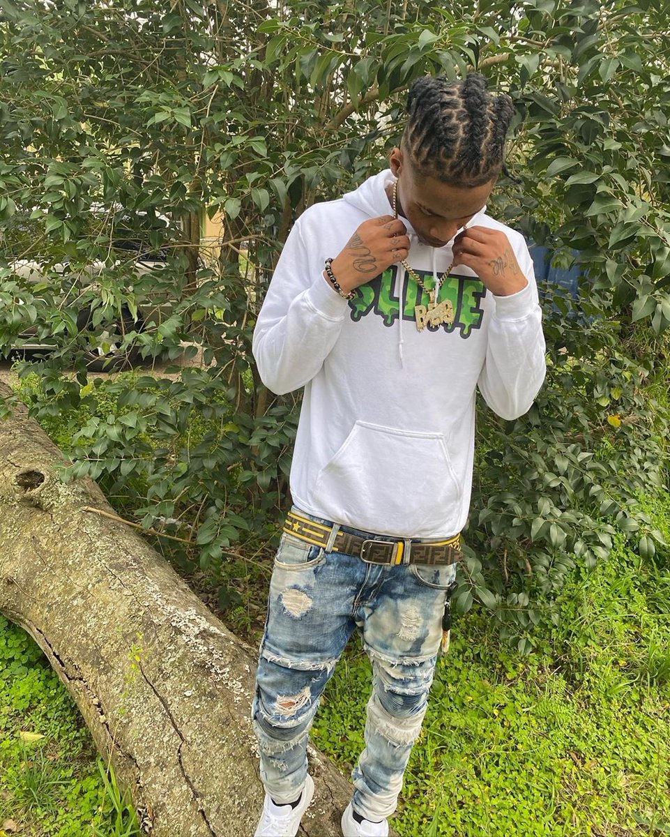 bbgbabyjoe's tweet photo. We Turnt Dis Stepping Shyt Too Ah Living WHO SAID YU CANT MAKE IT THUGGEN 😂😂😂😂😂🤷🏽‍♂️🤷🏽‍♂️🤷🏽‍♂️Dey Lied 🤥 #LongLiveBangBadass #LongLiveDunp #LongLiveAj #LongLiveTeaka #BbgxNba #💚🦍 #SickestNDhaCity #StopPlayin Rip BooZilla Rip Dump Rip Aj Rip Teaka ps WE STILL BEE N DHAT BOTTOM https://t.co/6H5uOKNmIR