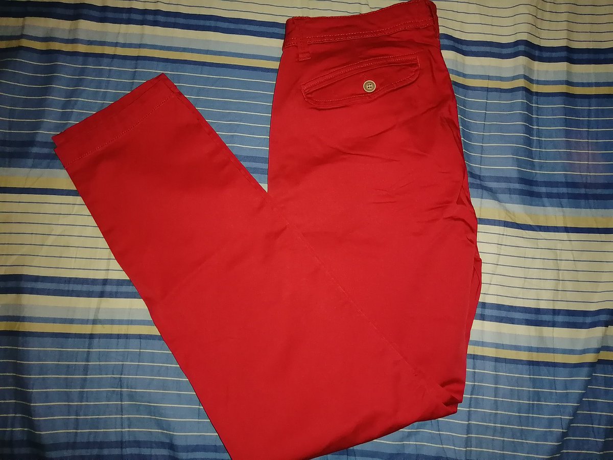UrbanStoreDk's tweet photo. Toujours avec le nouvel arrivage. 
Pantalons en lain,  en coton,  en jean
Qualité Supérieure
Prix : 9000 https://t.co/P4ph1vypoX