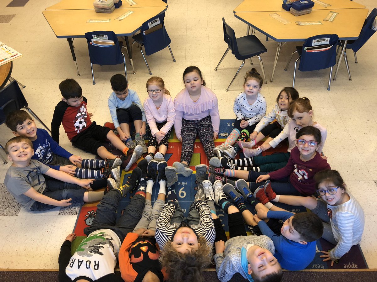 TuttonKinder's tweet photo. Dr Seuss week continues! Crazy sock day.  Rhyming our way through the day!!! @Nokobulldogs @TuttonKinder @SachemSchools https://t.co/q45sqlVgcp