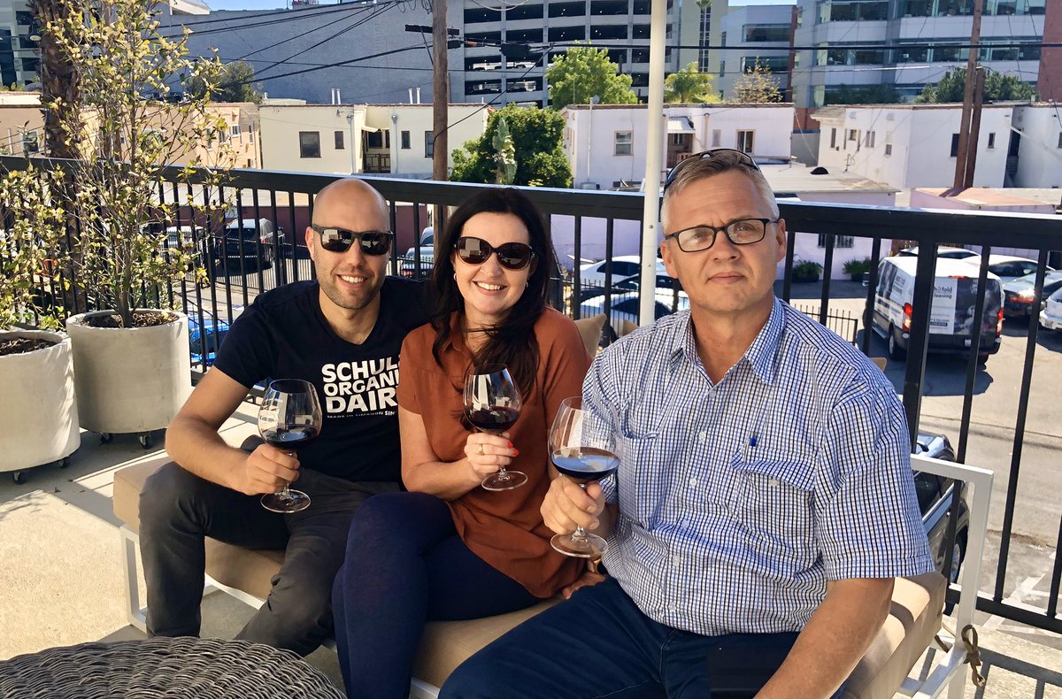 mOrganicsKim's tweet photo. Great to have this fabulous organic crew in The States for the annual Aussie Organic trade Mission @Farmerswifetash @SchulzOrganic #pirovic @penfreshorganic @AustOrganic Fabulous to be back @HotelCovell our home away from home in LA! https://t.co/Yjakht94dL