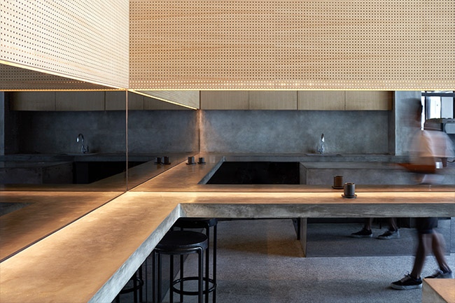 hdesignfair's tweet photo. Need some caffeine &amp; maybe a tropical vacation while you're at it? Stop into the minimalist Sibling Espresso in Bali designed by Travis Walton Architecture. Find inspiration for your next project at #HDF20. #internationalinspo #design #hospitalitydesign #architecture #cafedesign https://t.co/v1SSBLF6cP