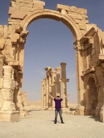 SIRspecialists's tweet photo. #HumansofIR is back with a brand new story this week featuring Dr. @A_masrani. Follow along this week to hear about his journey to #IRad, starting with how he first discovered the specialty back in 2009 in Syria. https://t.co/sDp1aOabSY https://t.co/5CXRVQC5Qm