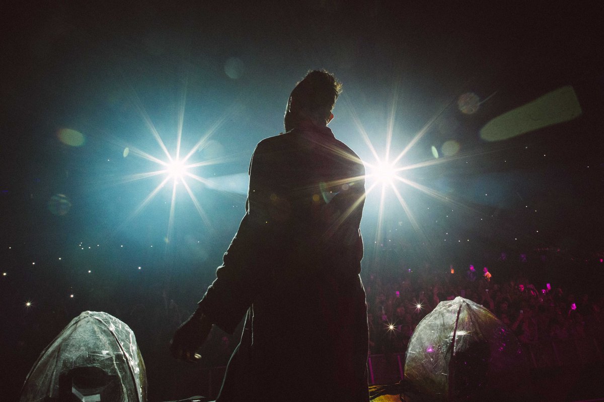 Maroon 5 tweet media