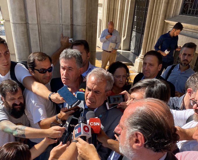 View image on Twitter