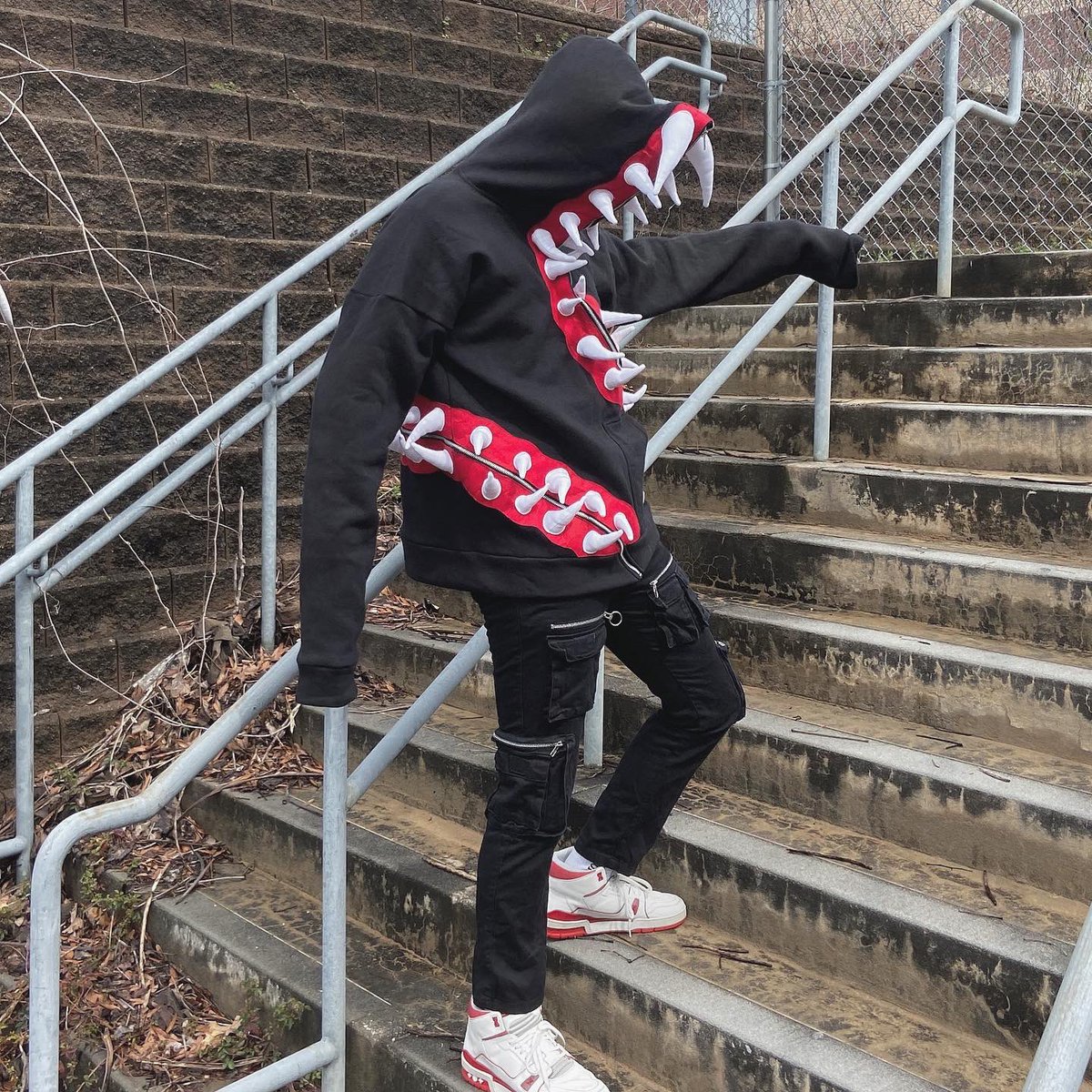 jebidiyahryder's tweet photo. MONSTER_FULLY_ WRAPPED_ZIP®
[AVAILABLE MARCH 8] https://t.co/pxnrAzEqHO