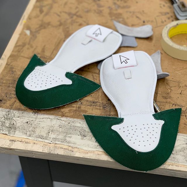 GarrixonStudio's tweet photo. For the co-worker who crushes Excel. Custom Air Jordan I's made as holiday gifts to Jordan Execs. #GarrixonStudio #GarrixonCreates #CustomSneakers https://t.co/InK5EwgFry