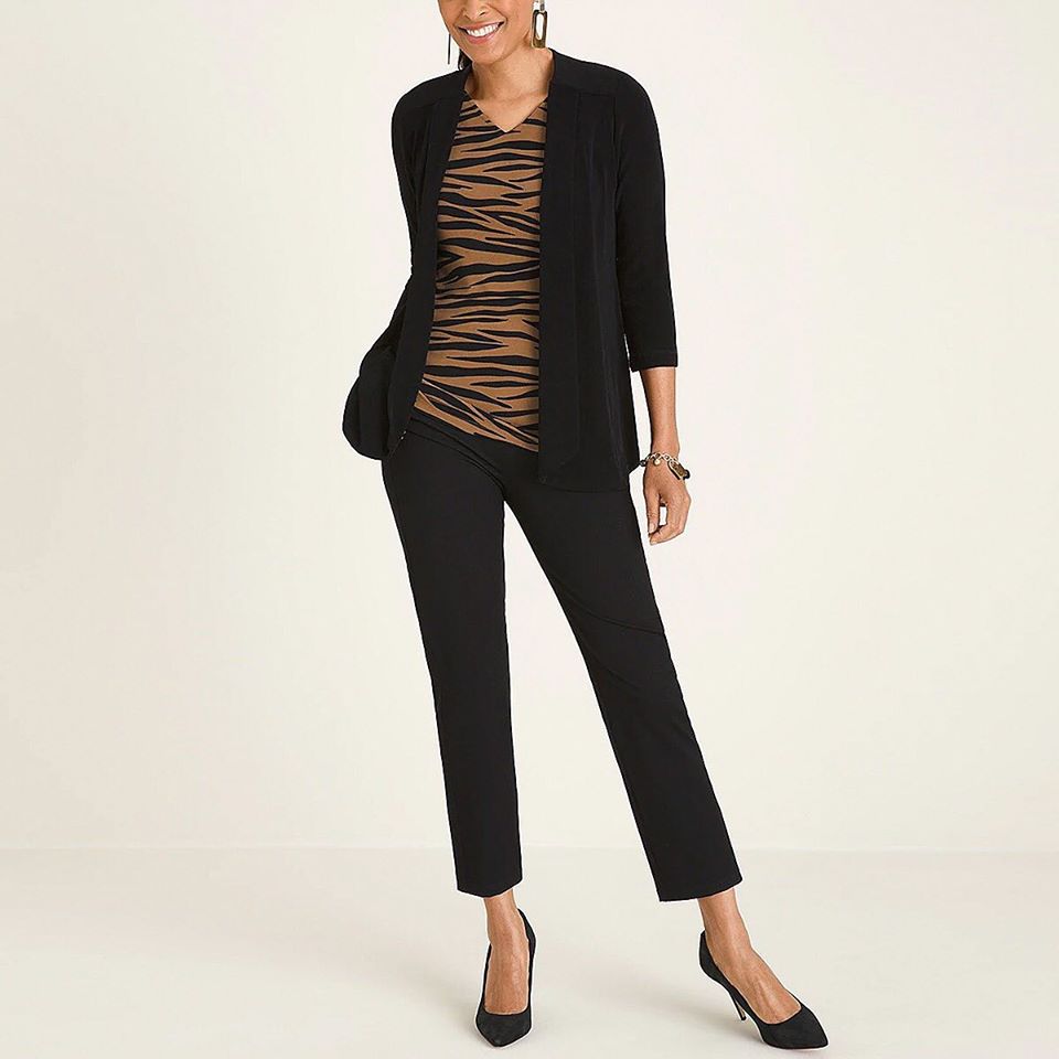 SZone13's tweet photo. Inspirada en el estilo Safari de Serengeti, las dunas de las desiertos, sus paisajes y la fauna africana, la colección #ss2020 de #LoveChicosMx resalta la figura femenina de una forma muy audaz.
#HowBoldAreYou #MazAudaz @liverpoolmexico #FelizMartes https://t.co/q2OdF1dPLk