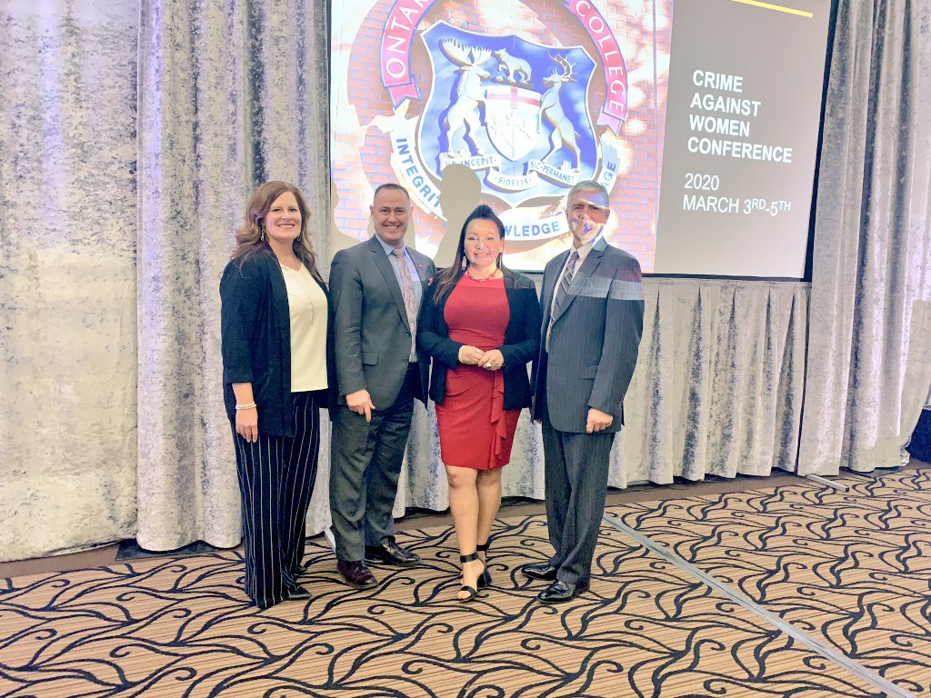 TheSheilaNorth's tweet photo. From Mexico, to San Diego to Toronto to London ON to speak about #MMWI and #1200Plus
It was worth the trip to be with law enforcement officers and managers to talk about #Reconciliation
Thank you Jennifer and Amy for making
It happen. https://t.co/bc6CStfSUK