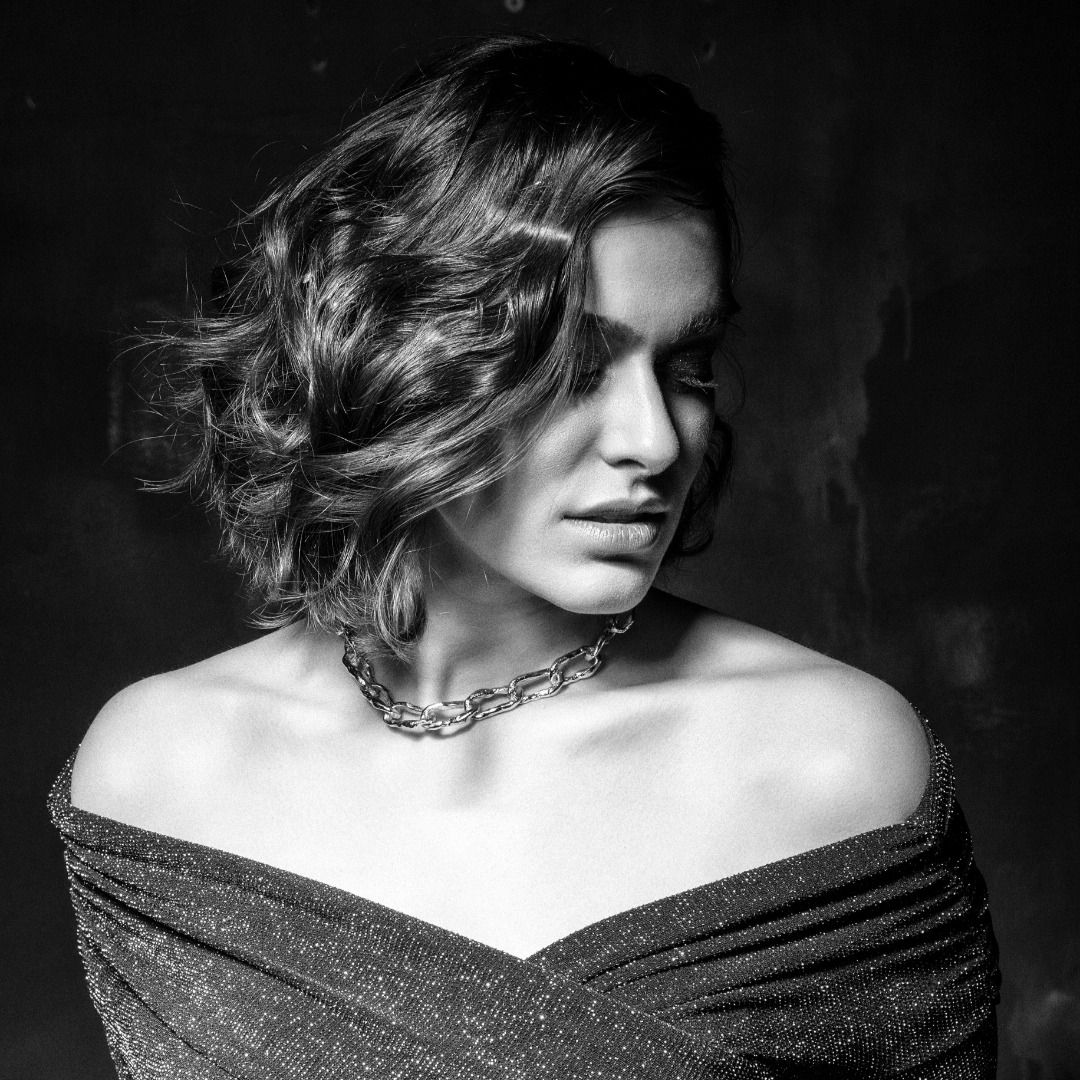 AMO_Massis's tweet photo. RUZAN MANTASHYAN @mantashyanruzan is Mimì in • La Bohème • at the @operzuerich 
> conductor Marco Armiliato
> director Ole Anders Tandberg 
> March 8, 12, 18, 22, 25, 29
📷 Photoche
#opera #puccini #laboheme #boheme #zurich #agencemassisopera #AMO https://t.co/DAjRP3Lod3