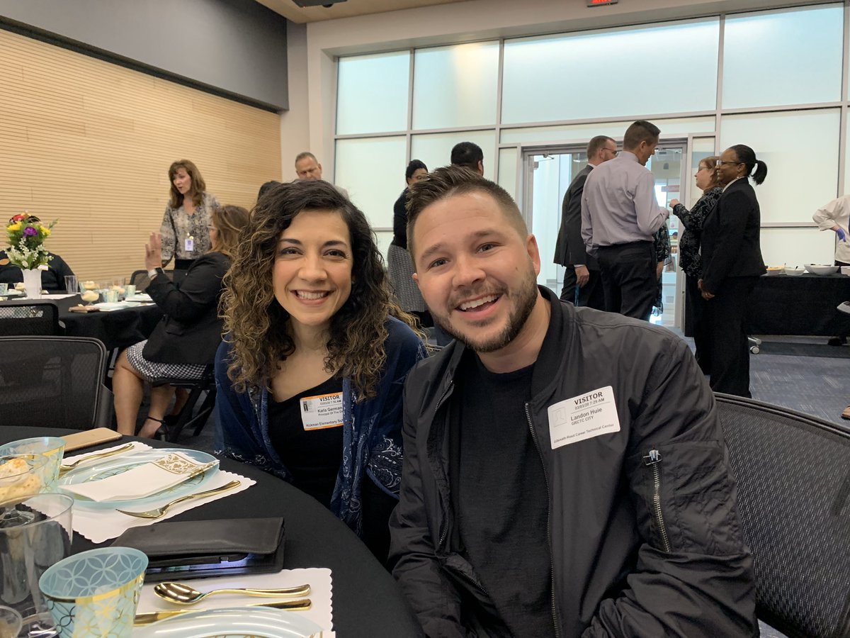 Jnhicks78's tweet image. Principal for a Day Luncheon! #recruitingstrategy @gisdengagement  #P4D2020
@Herfurth_Bronco