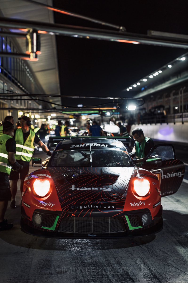 DARK MODE #IMAGEBYOVERY #thisisendurance #24hseries #earlbambermotorsport #dubaiautodrome #TuesdayMotivation #mydubai #darkmode #porsche #EBM