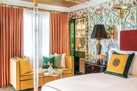 cushionsmore's tweet photo. Designer Martyn Lawrence Bullard Brings Hollywood Regency to The Prospect #Hotel https://t.co/alsQN0fWmz #travel https://t.co/YtJfPq3kUx