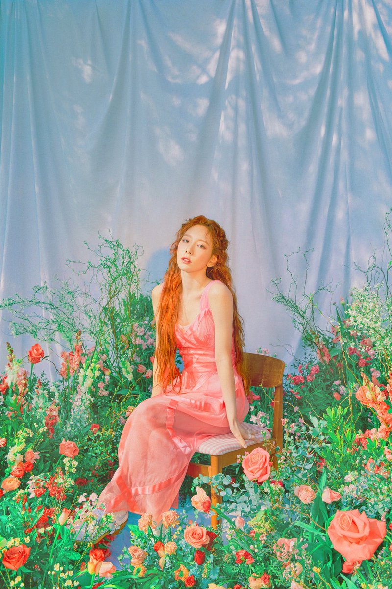 taengsicth_ tweet picture