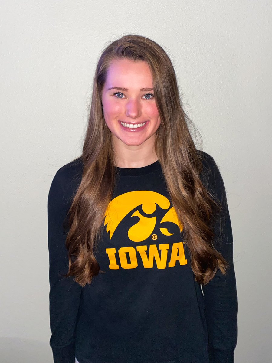 AliviaBauer's tweet photo. so excited to announce i’ll be attending the university of iowa next year to continue my academic and track &amp; field careers. a big thank you to my coaches, family, friends, and supporters for helping &amp; encouraging me, i couldn’t be here without you all. go hawks!!🐤 https://t.co/kFZemleNBo
