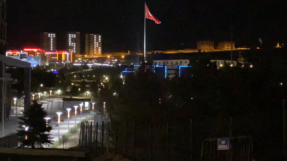 Öğrencilerimizden mehmetçiklerimize tam destek...