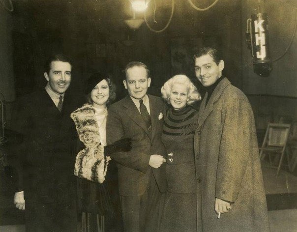 MissMacDonalds's tweet photo. Celebrating Jean Harlow (March 3, 1911 - June 7, 1937) on her birthday. #botd 

Nearby dressings rooms on the MGM lot led to Jeanette and Jean sharing a friendship of several years. Following her tragic passing, Jeanette and Nelson Eddy sang Jean's favorite song at her funeral. https://t.co/Hahta1Nale