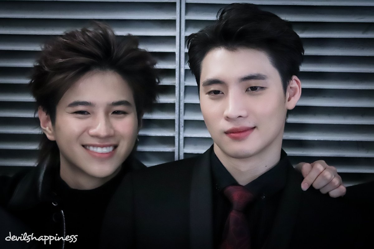 devilshappiness's tweet photo. อยู่ด้วยกันก็จะประมาณนี้ 💙💚

#MeanPhiravich 
#PlanRathavit 
#2wish 
#คมชัดลึกอวอร์ดครั้งที่16 https://t.co/unZO6yICfg