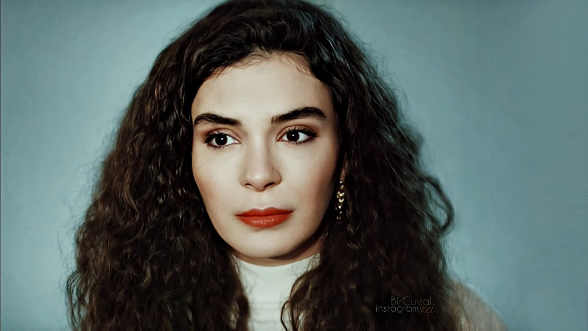 Askofficial_fan's tweet image. @rebrusahin ♥ #Ebruşahin #Akınakınözü #Hercai #hercaidizi #Reymir #miranaslanbey #miran #reyyanşadoğlu #reyyan
#diziler #dizi #turkıshserial #türkdizileri #design #designer #edit #art #efect #love #story
