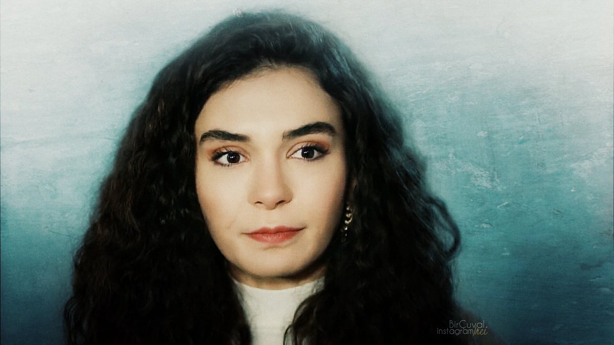 Askofficial_fan's tweet image. @rebrusahin ♥ #Ebruşahin #Akınakınözü #Hercai #hercaidizi #Reymir #miranaslanbey #miran #reyyanşadoğlu #reyyan
#diziler #dizi #turkıshserial #türkdizileri #design #designer #edit #art #efect #love #story