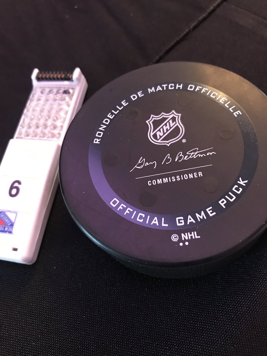 EricFrancis's tweet photo. NHL will start using a new puck in the playoffs and moving forward, as part of its upcoming digital broadcasting additions. Note the six, subtle inserts to track puck data. Players will wear the white tags to track speed and plenty other data that will be available to viewers. https://t.co/4MmXk33Pop