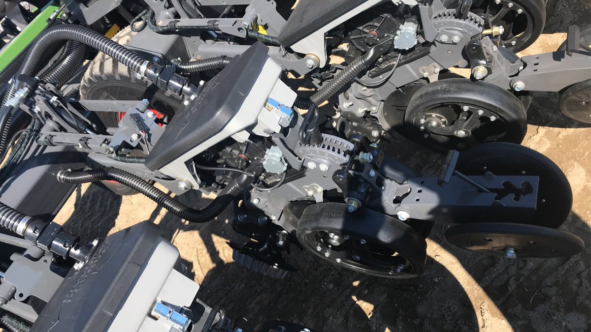 austinsmonson's tweet photo. Prett exciting day @butlermachinery in Hankinson. Got our first @Fendt_NA Momentum Precision Plant Planter! Extremely clean bar and very simple to operate. https://t.co/S5Z6aw0i4k