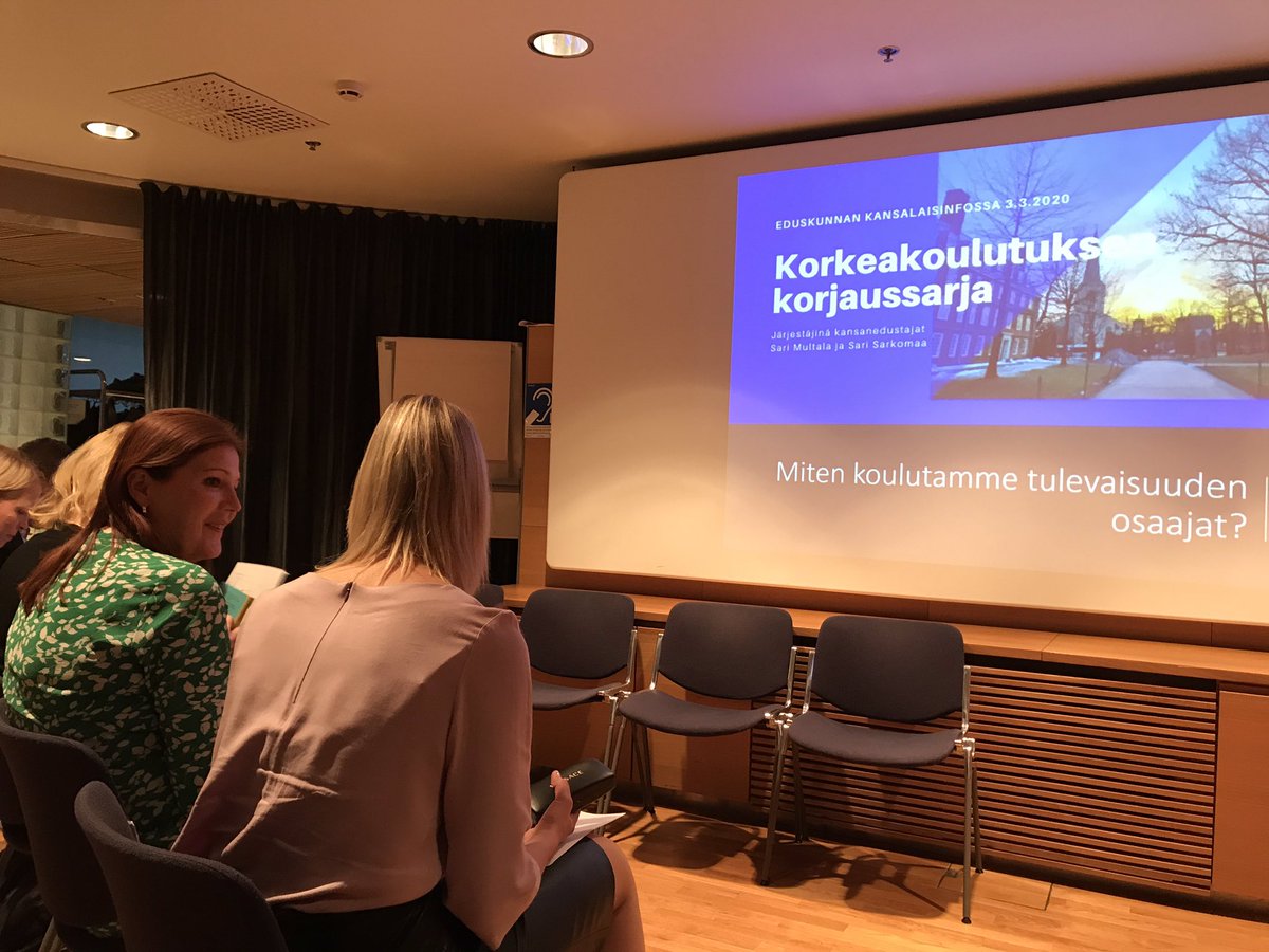 NetCoconut's tweet photo. Hyvät alustukset, avointa keskustelua ja innostunutta tunnelmaa Eduskunnan kansalaisinfon tilaisuudessa jatkuvan oppimisen teemalla😊💪👍#osaamisenkiertotalous #jatkuvaoppiminen #partioscout #minedu @SiiriTuovila @sarisarkomaa @SariMultala @MilmaArola @HMisukka @timoheinonen https://t.co/Xs1ef5eslC