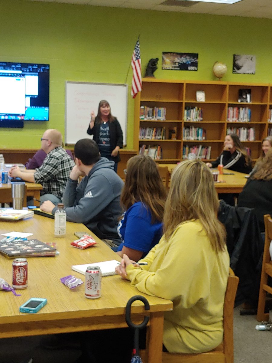 melony1221's tweet photo. CCS CTE Middle School teachers hosted Dr. Sharon Jones for a Computational Thinking PD! #whatiscomputationalthinking #CTEpartners #movingfuturesforward @CabarrusCTE @dottieroseLLC https://t.co/1LP1uwZcci
