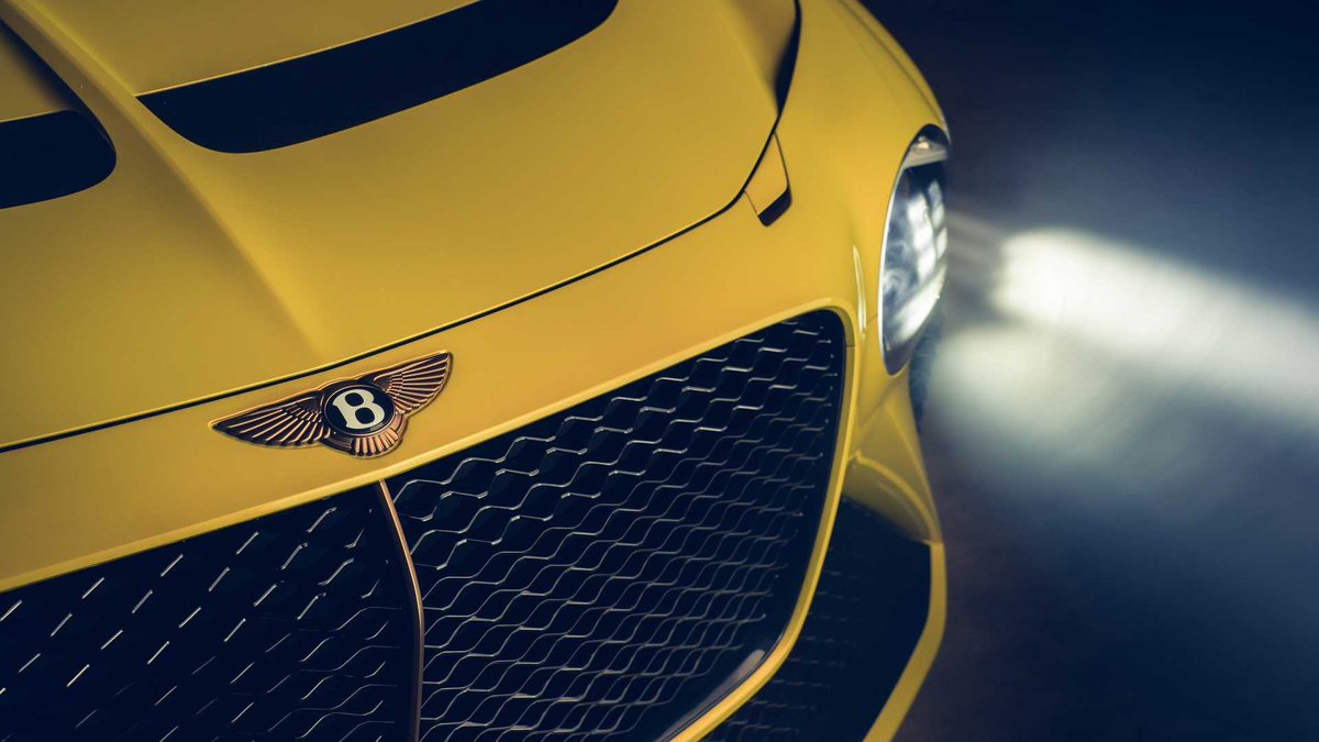 allthehp's tweet photo. Bentley Bacalar. $1.9 million, only 12 will be made and all are sold, 6.0L TT W12, 650 HP, 667 lb-ft TQ, 0-62 in 3.5 sec, top speed 200 mph. https://t.co/6i6qaKxQMd