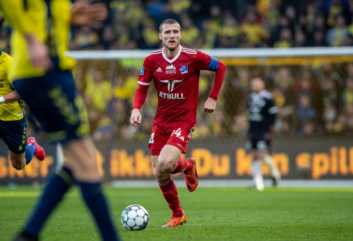 Fandme en fed oplevelse! Dog pisse ufedt ikke få lidt med derfra,! Bli nu søndag💪