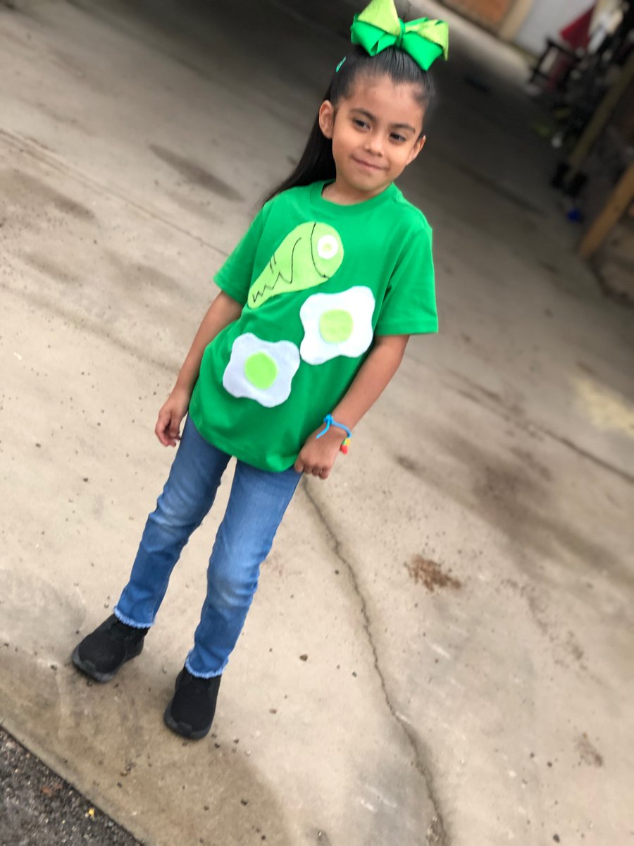 MariaUrquijo7's tweet photo. Green eggs and ham 💚 @ConstanceLathan @HalpinECC https://t.co/nakrULJggM