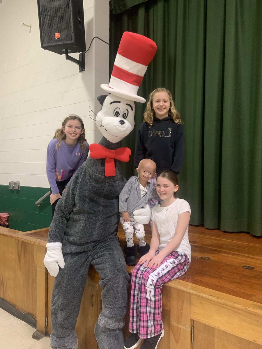 mrscella_forest's tweet photo. We had a surprise visitor during our morning announcements today! #pajamasforprogeria #ReadAcrossAmerica https://t.co/dPXiinTPNi