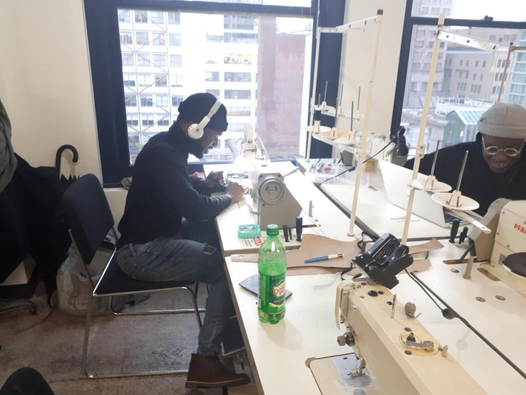 VCADfashion's tweet photo. VCAD Vancouver Campus student hard at work on the sewing machine.⁠
⁠
#sewingmachine #fashiondesign #fashion #design #madeinvancouver #madeincanada #yvr #myvcad #vcadvibes #vancouverbc #canadadry #beats https://t.co/4OxVoV2YAq