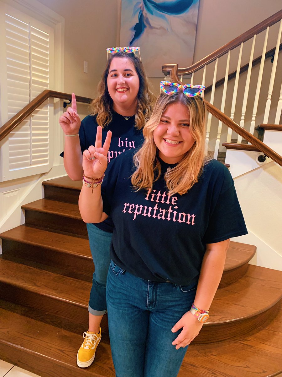 AmberYarbrough5's tweet photo. @amandabjuarez Taylor Swift!!! #taylorswift #reputaion https://t.co/UB2wfFutC6