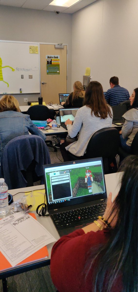 CVTechBootCamp's tweet image. Engaged and building our ❤️ s out!  @SuzTeaches @PlayCraftLearn @MicrosoftEDU  @i2eEDU