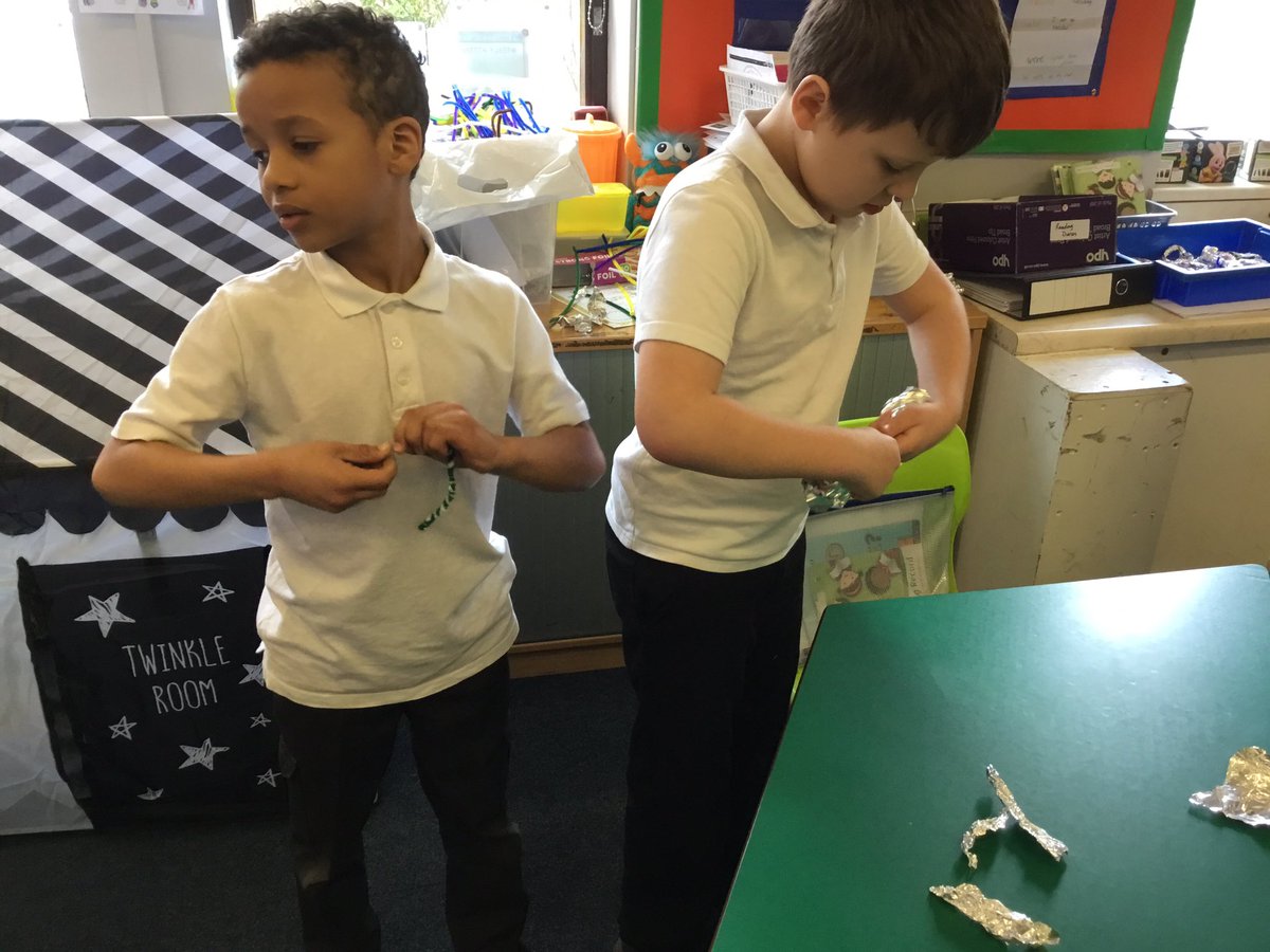 GrangehurstCov's tweet photo. Viking art this afternoon in Year 4, ready for our trade fair next Tuesday #TradersAndRaiders @Cornerstonesedu https://t.co/iueNkMmrZo