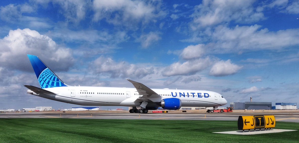 ORD Aircraft Move Team tweet media