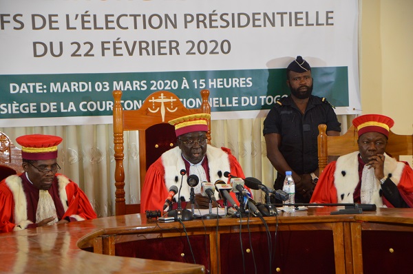 24Heureinfo's tweet photo. Présidentielle au Togo : quelques chiffres officiels
https://t.co/xgvpSF2Sr1
#Togo #UnirVote #24heureinfo #Tginfo #TGPR20 #Election2020 #PrésidentauTogo https://t.co/dnZ1ds2ADn