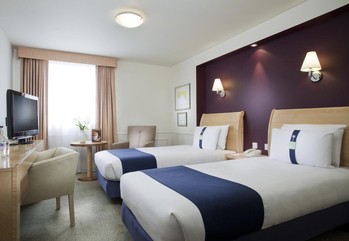 We've got you covered, with a variety of rooms to cater to all your needs! 😊💙