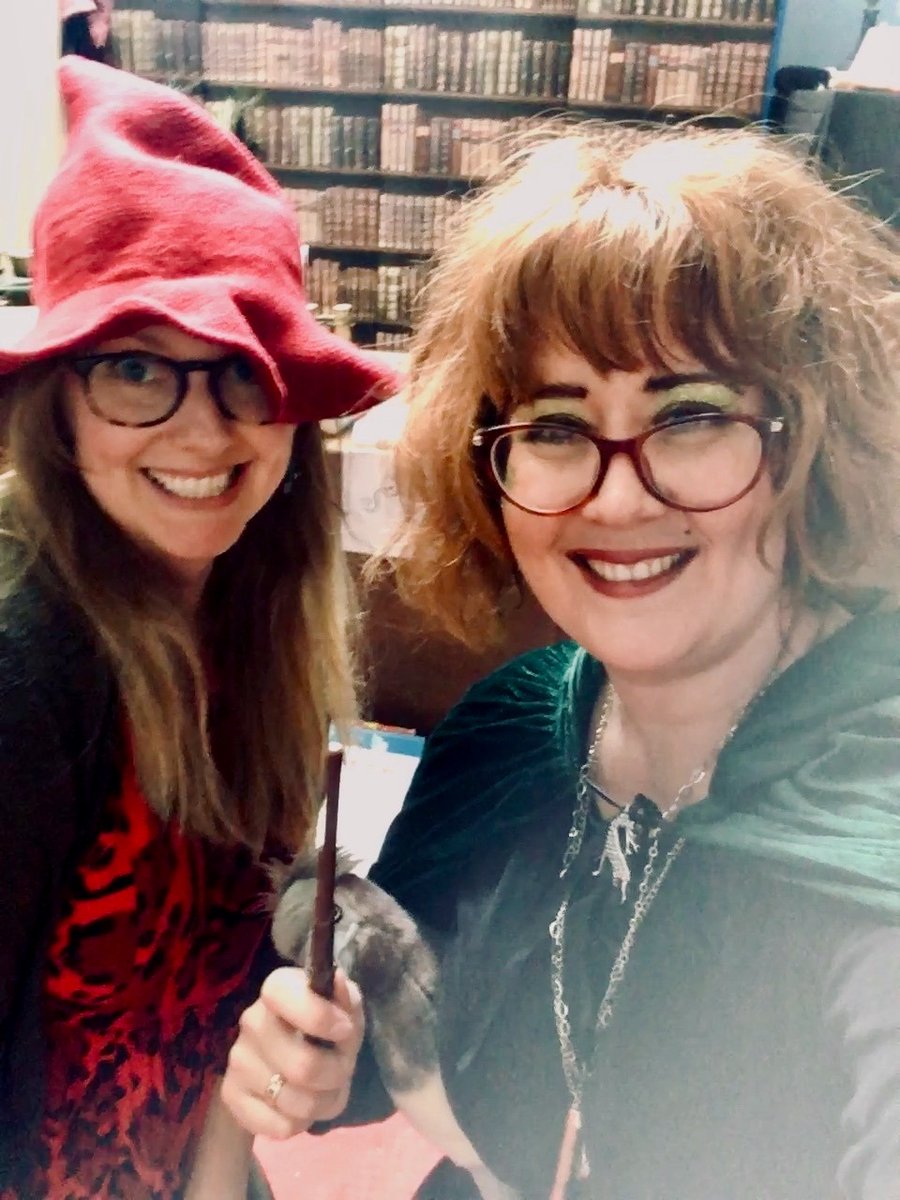 GriffinHouseSch's tweet photo. Our Flourish & Blotts bookshop was so busy this afternoon. So many golden tickets being exchanged. Thank you to the magical people who made it happen. #GHSBookWeek #GHSOpportunities https://t.co/qnqb4edGoQ
