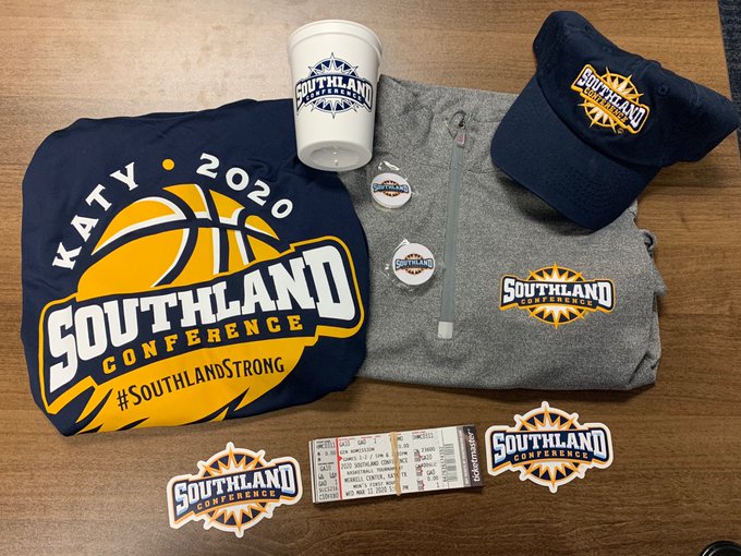 SouthlandSports's tweet photo. Hey, @ACU_MBB/@SFA_MBB fans‼️ Stop by the Southland Conference table in Moody Coliseum tonight and enter for a chance to win this Southland Conference prize pack!
#SouthlandStrong #CountdownToKaty https://t.co/qqUzOkxErg