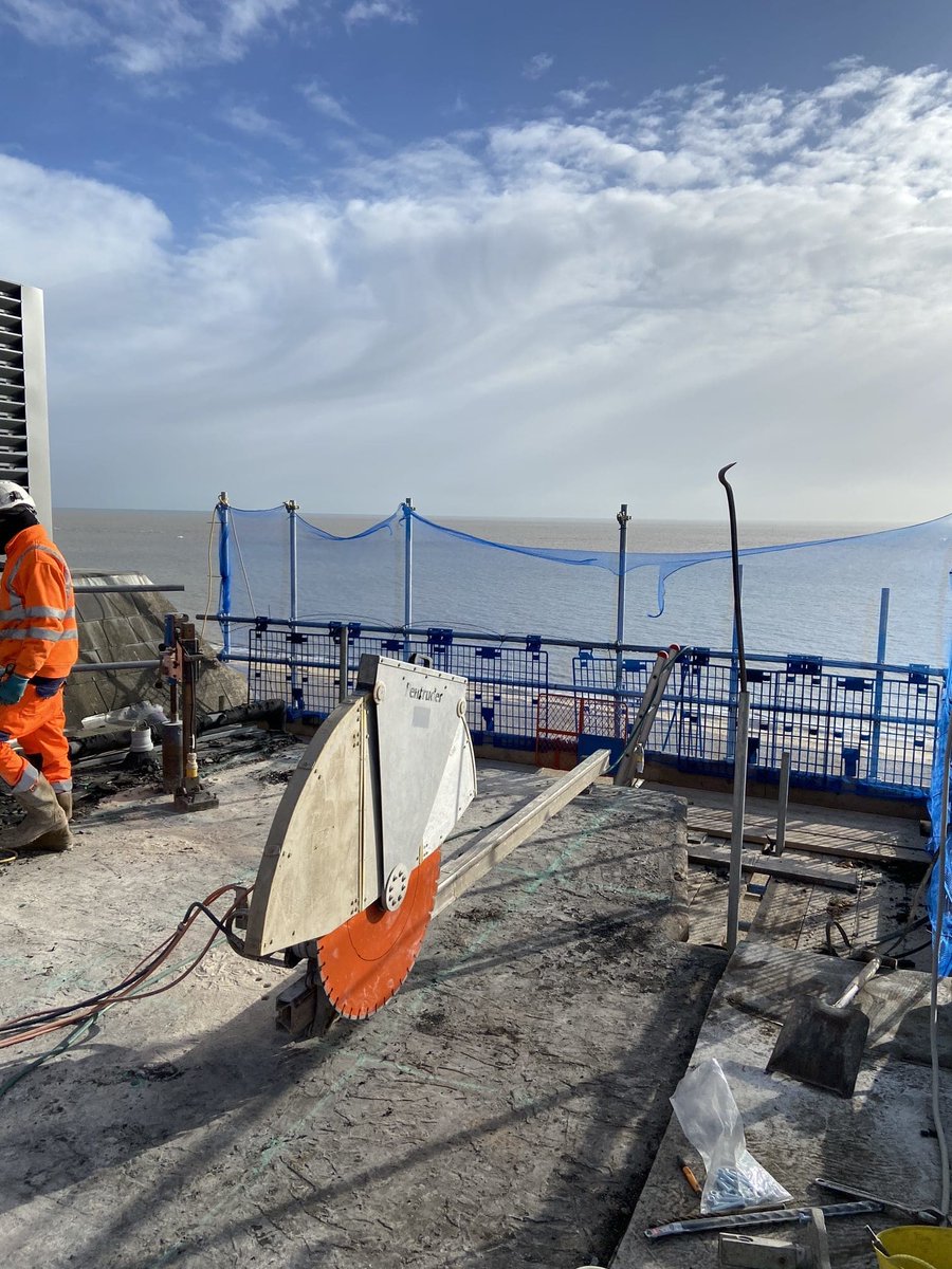 A nice little day by the seaside today #pentrudertracksawing