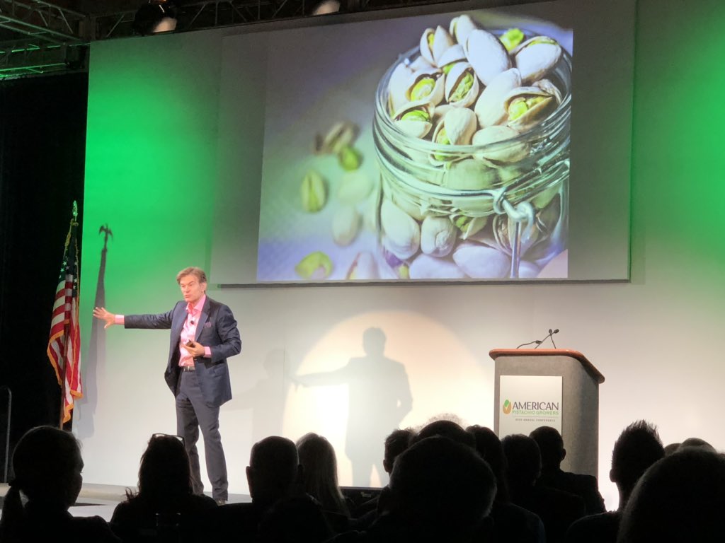 ianychan's tweet photo. Great advice from @DrOz at #APC20 @APG - In a nutshell...eat Pistachios! https://t.co/dZKuIlk5kF